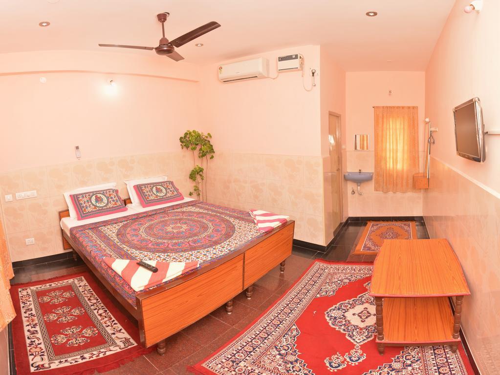 Siva Residency Hotel Mahabalipuram Room photo
